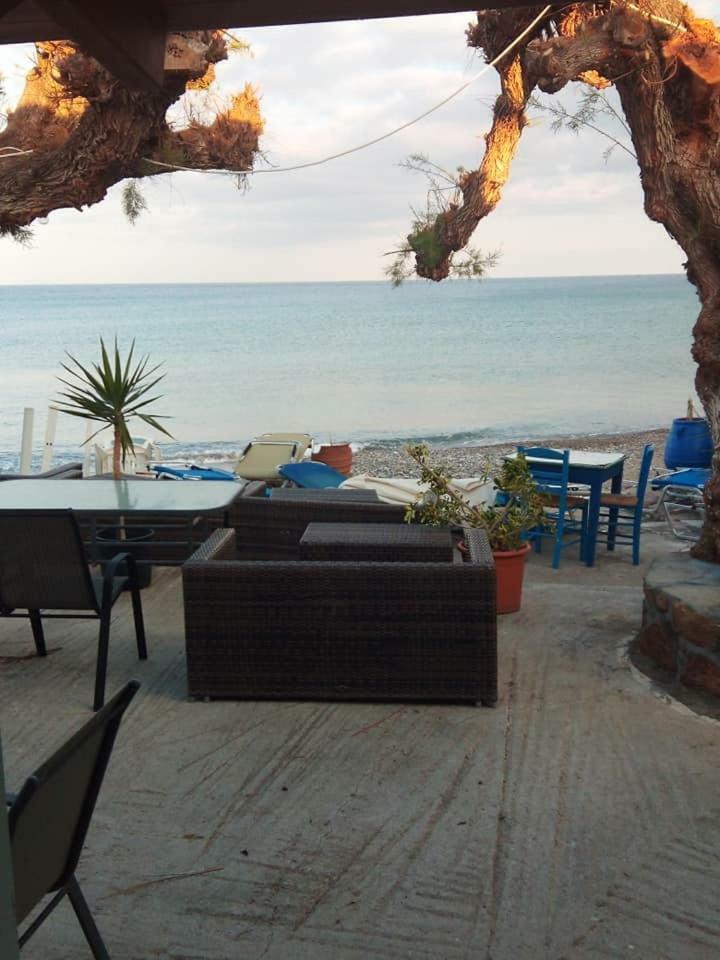 Beachfront Apartment Kato Káto Zákros Extérieur photo